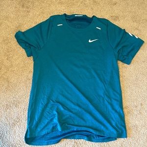 Nike Running x Peloton dri-fit shirt Sz Medium